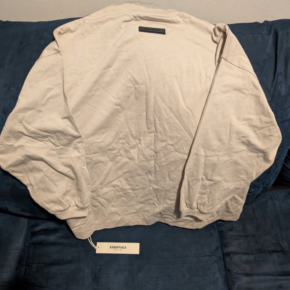 Essential - Picture 2 of 2